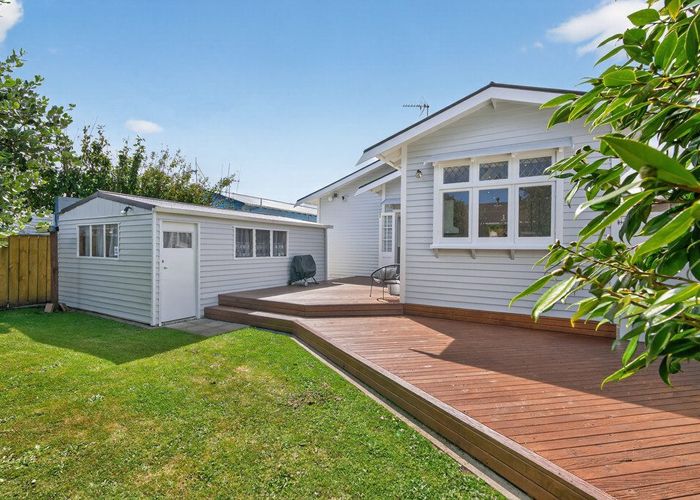  at 8 Ava Street, Petone, Lower Hutt, Wellington