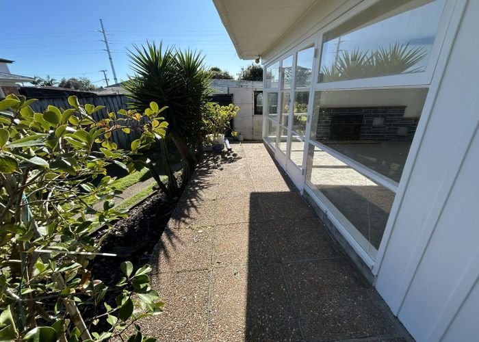  at 6  Dolphin Street, Pakuranga, Manukau City, Auckland
