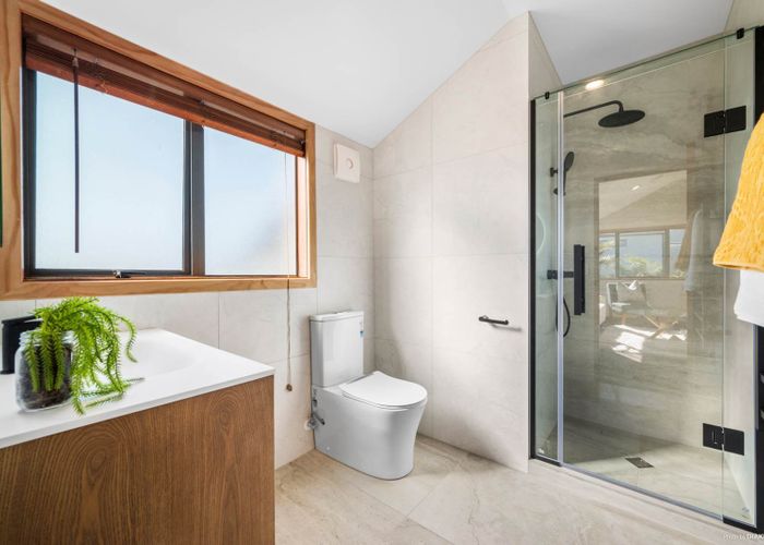  at 15 Tree Fern Trail, Campbells Bay, Auckland