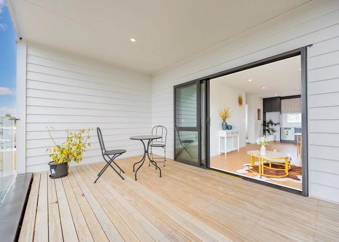  at 6 / 3 Milich Terrace, Te Atatu South, Waitakere City, Auckland