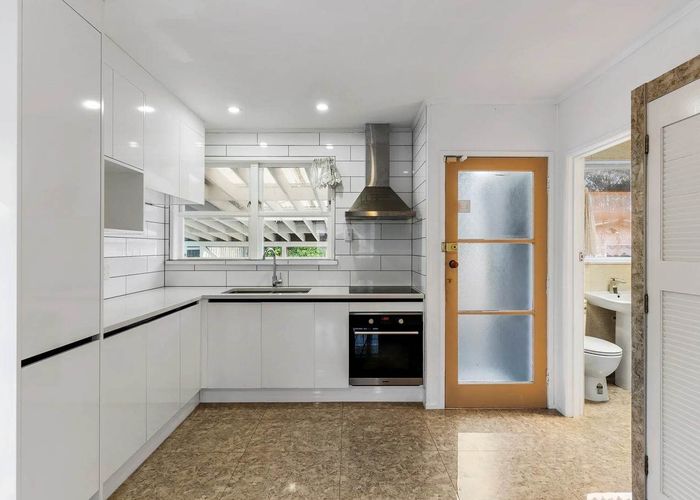  at 129 Rowandale Avenue, Manurewa, Auckland