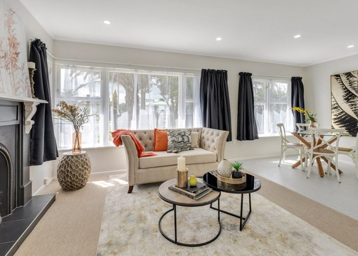  at 28 Graeme Avenue, Mangere East, Auckland