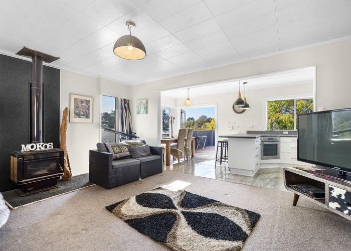  at 3 Thames Street, Welbourn, New Plymouth, Taranaki