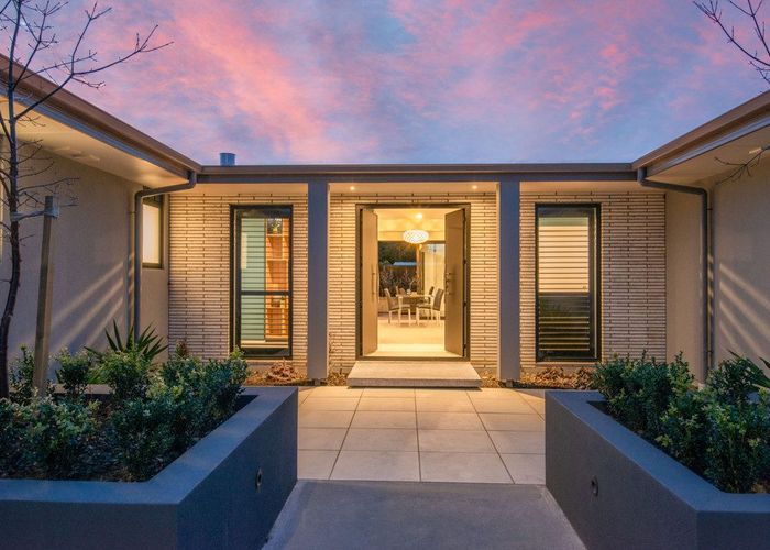  at 11B Highland Park Drive, Highland Park, Auckland