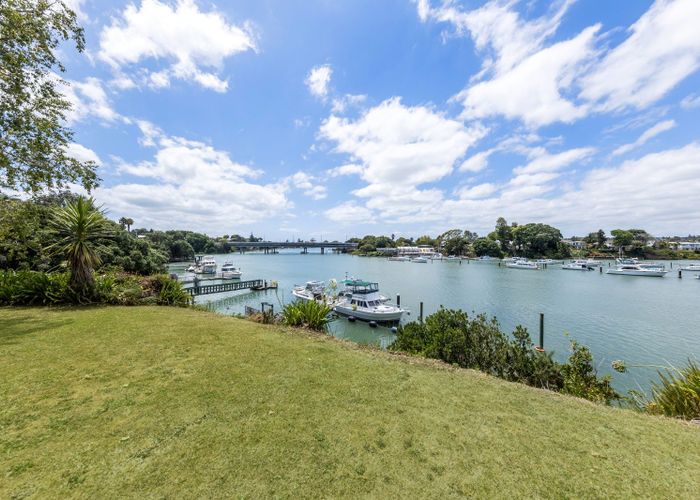  at 153 and 153a Waipuna Road East, Mount Wellington, Auckland City, Auckland