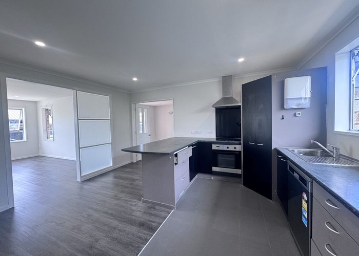  at 32 Dunbarton Street, Redwood, Christchurch City, Canterbury