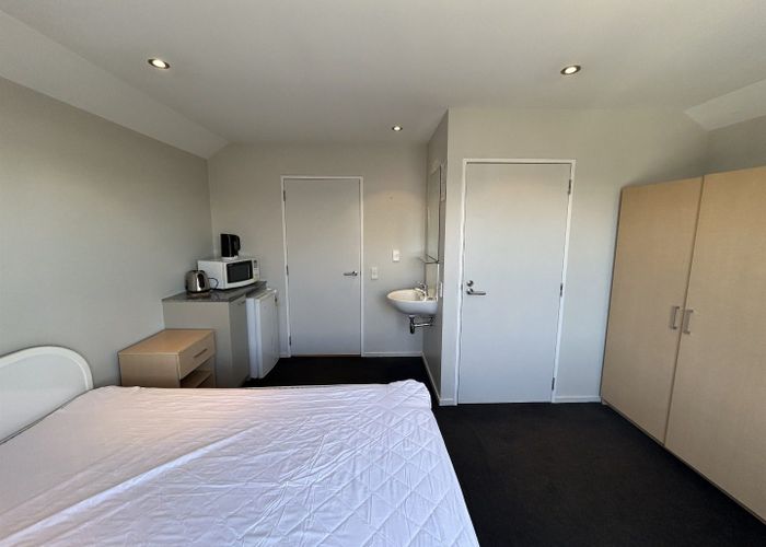  at 4/14-31 Poulson Street, Addington, Christchurch City, Canterbury