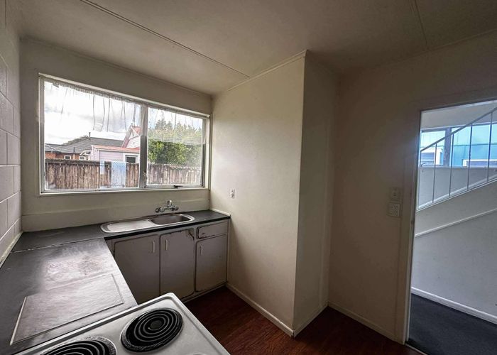  at 5/100 Martin Street, Wallaceville, Upper Hutt, Wellington