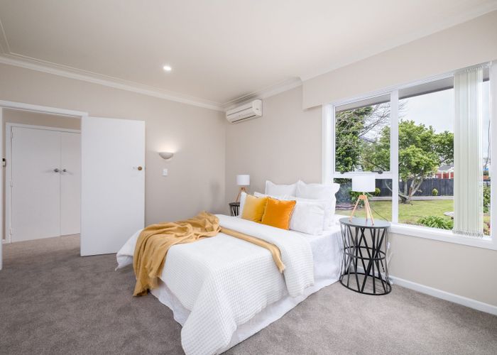  at 32 Oakland Avenue, Papatoetoe, Auckland