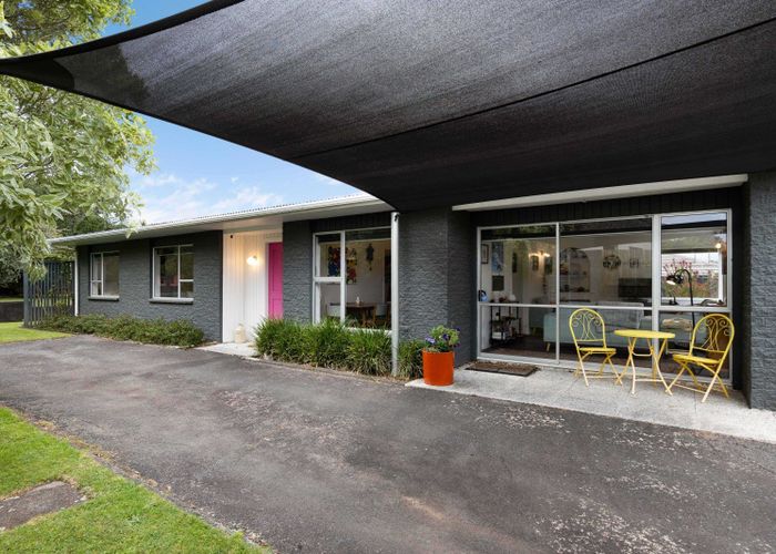  at 15D St Ives Grove, Whalers Gate, New Plymouth