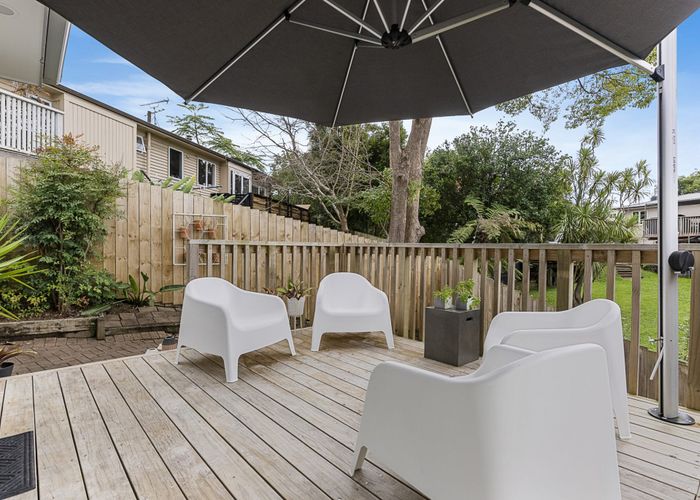  at 2/58 Botany Road, Botany Downs, Manukau City, Auckland