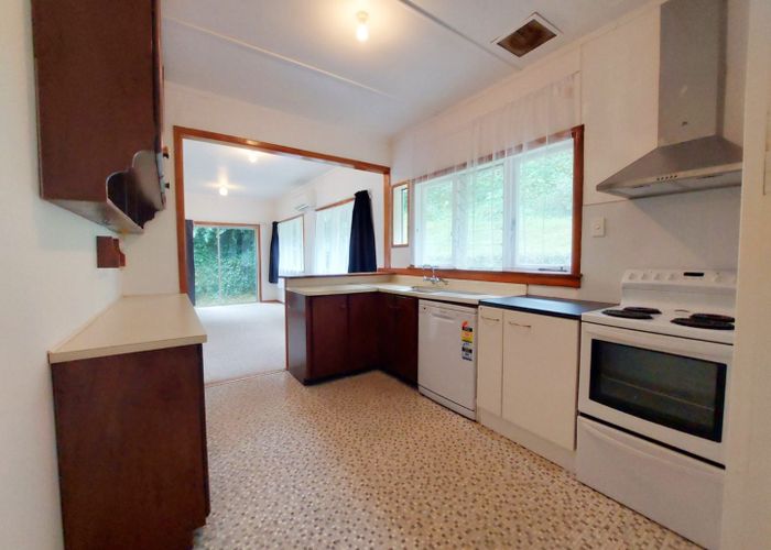  at 24 Opoia Road, Hamilton East, Hamilton