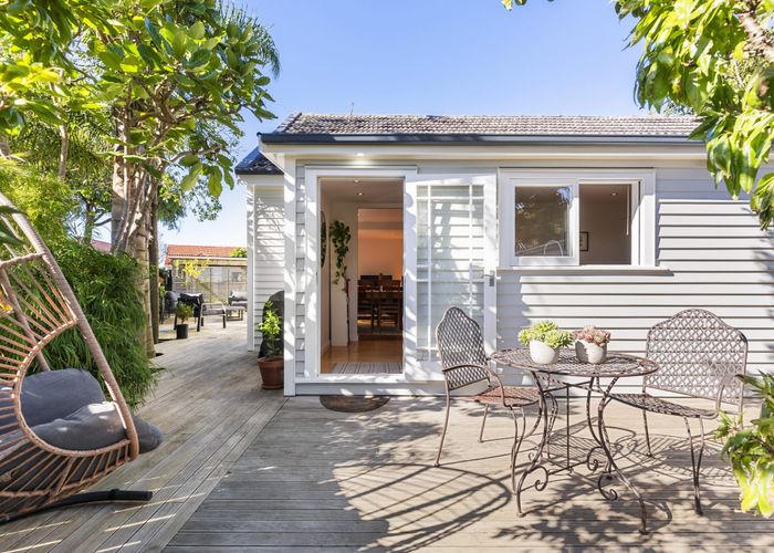  at 28 Edmonton Avenue, Onehunga, Auckland