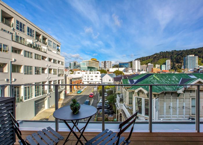  at 22/125 Thorndon Quay, Thorndon, Wellington, Wellington
