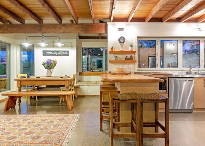  at 81 Wellington Road, Paekakariki