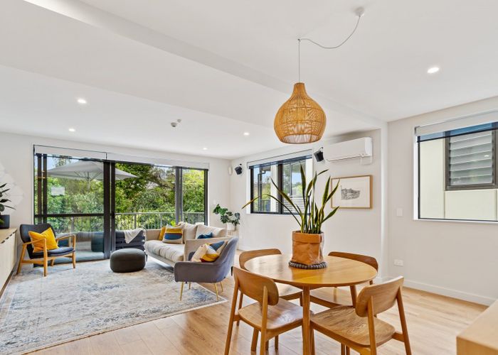  at 10/269 Rosedale Road, Albany, Auckland