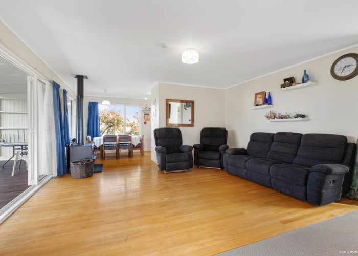  at 3 Lipscombe Road, Kaiaua, Franklin, Auckland