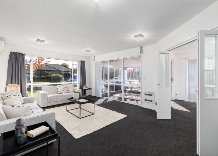 at 2/52A Berkshire Drive, Avonhead, Christchurch City, Canterbury