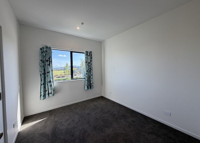  at 2/25 Flat Bush School Road, Flat Bush, Manukau City, Auckland