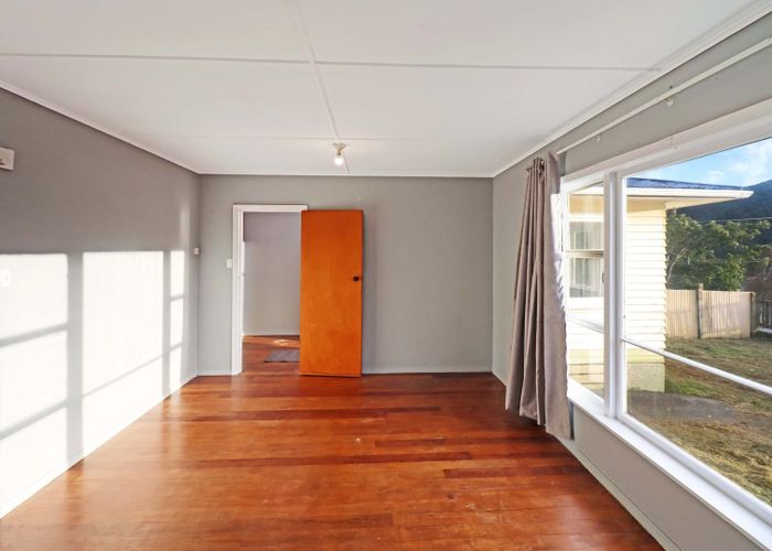  at 79 Coast Road, Wainuiomata, Lower Hutt, Wellington