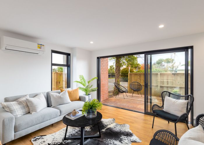  at 1/206 Geraldine Street, Edgeware, Christchurch