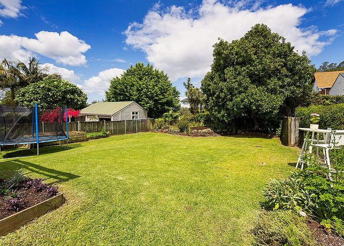  at 4 Summit Drive, Mount Albert, Auckland