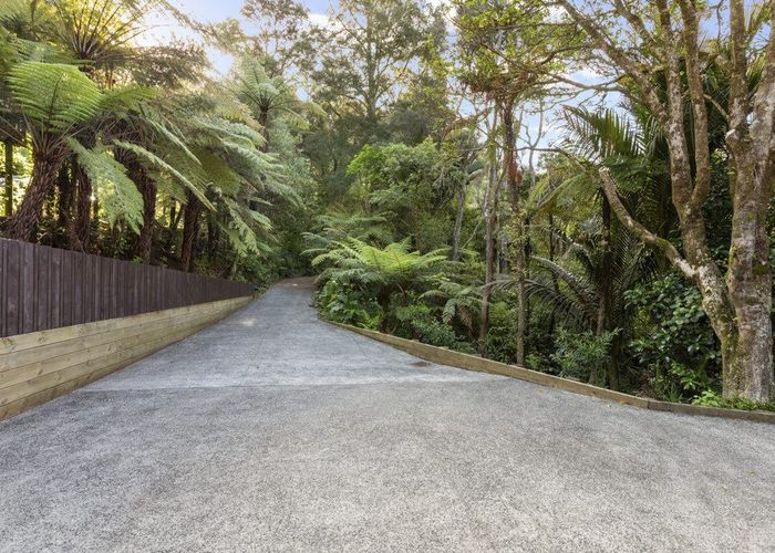  at 8 Selwyn Avenue, Glen Eden, Auckland