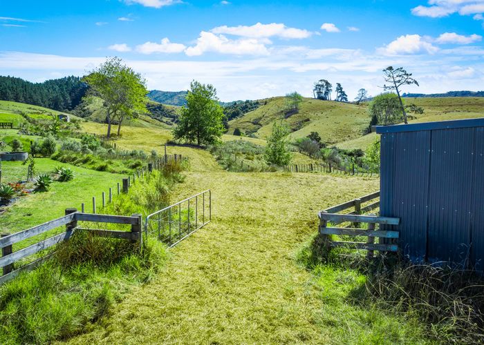  at 334c Komokoriki Hill Road, Makarau, Rodney, Auckland