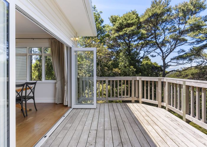  at 4 Kereru Grove, Greenhithe, North Shore City, Auckland