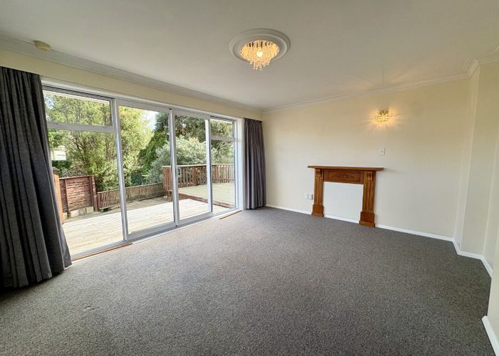  at 27  Wai-iti Crescent, Waiwhetu, Lower Hutt, Wellington