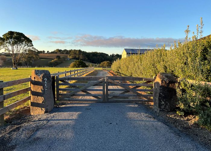  at 250 Pukekohe Road, PUKEKOHE EAST, PUKEKOHE