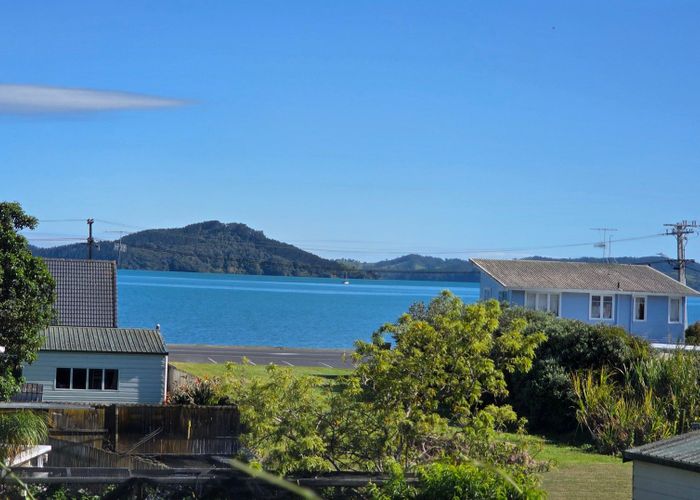  at 7 Banks Road, Kawakawa Bay, Papakura