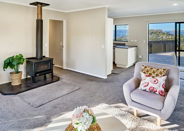  at 3 Makora Grove, Paremata, Porirua, Wellington