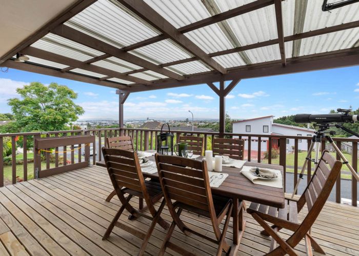  at 12 Ewhurst Place, Goodwood Heights, Auckland