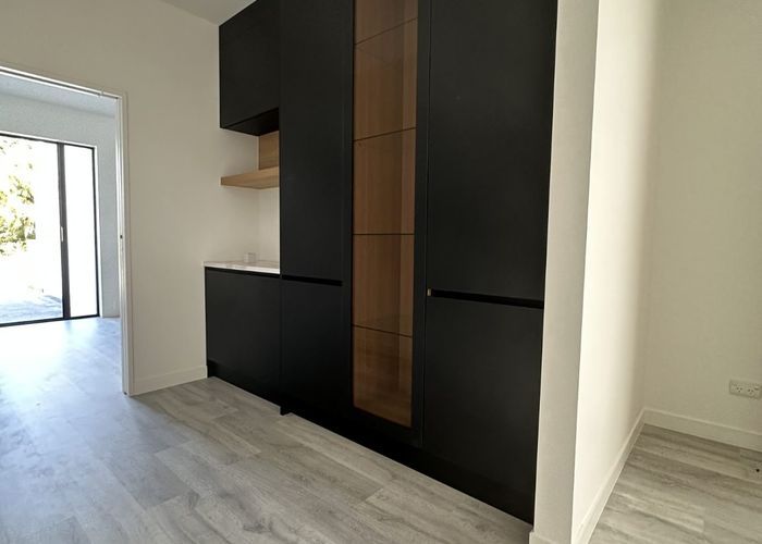  at 9 Anehu Place, Greenhithe, North Shore City, Auckland
