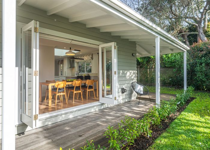  at 12 Midway Avenue, Castor Bay, North Shore City, Auckland