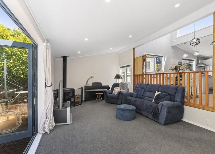  at 14 Charthouse Lane, Whitby, Porirua, Wellington
