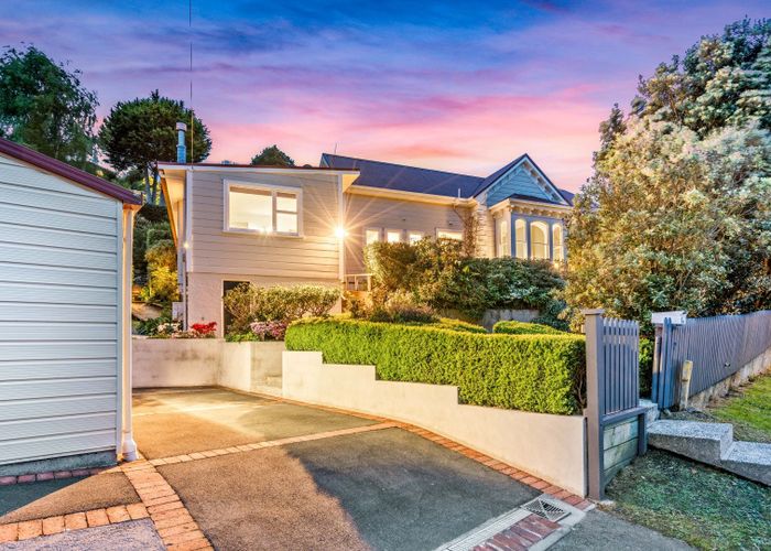  at 2 Motu Street, Saint Clair, Dunedin, Otago