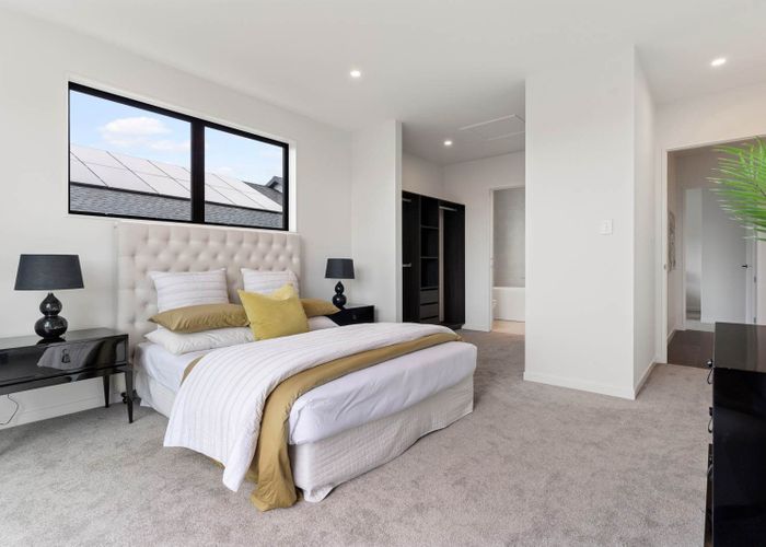  at 4 Tahuna Avenue, Orewa, Rodney, Auckland