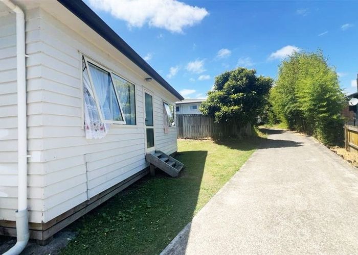  at 204 Preston Road, Otara, Auckland