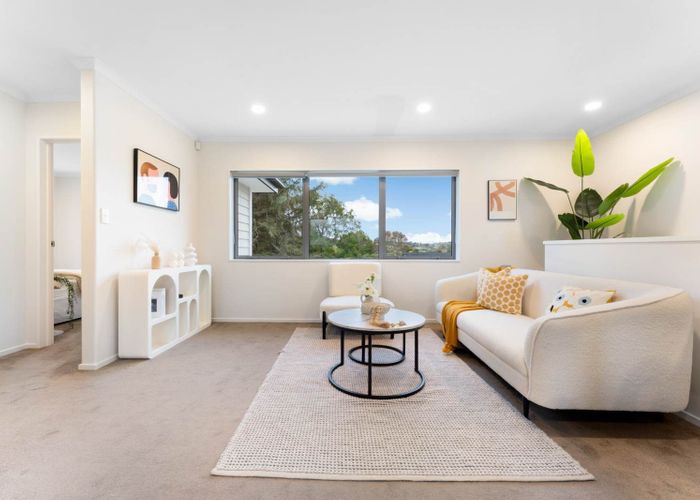  at 90A Oaktree Avenue, Browns Bay, North Shore City, Auckland