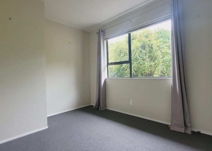  at 1B Seagull Place, Whitby, Porirua, Wellington