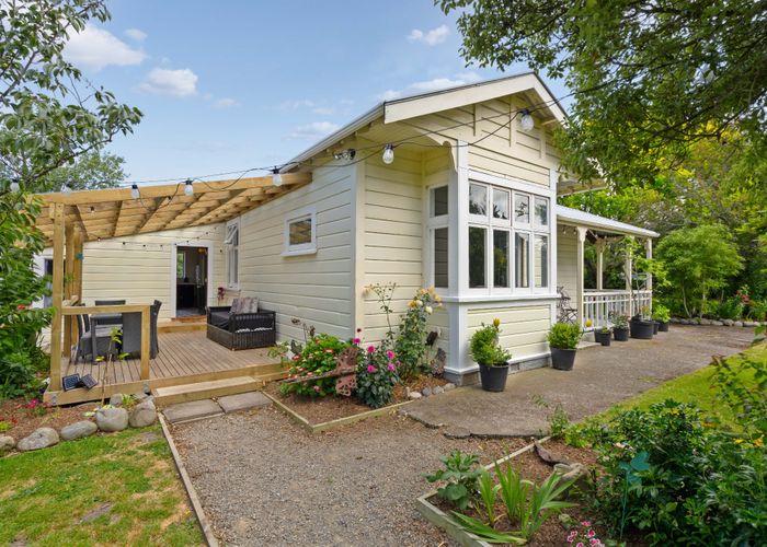  at 160 Fitzherbert Street, Featherston, Featherston