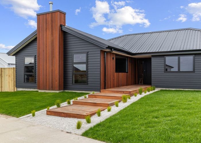  at 1 Corfu Crescent, Fitzherbert, Palmerston North, Manawatu / Whanganui
