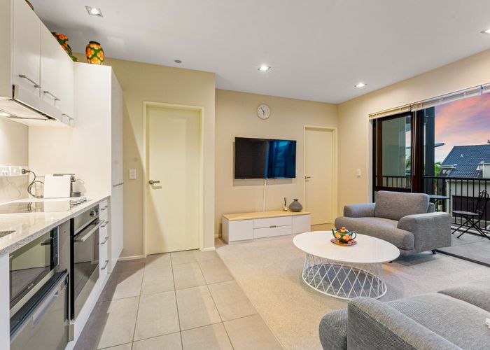  at B104/525 East Coast Road, Browns Bay, North Shore City, Auckland