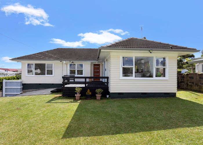  at 13 Collie Street, Hillpark, Auckland