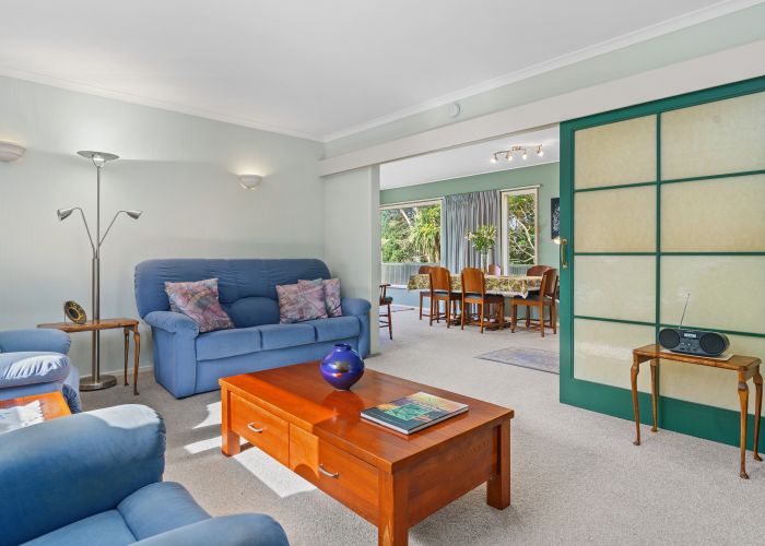  at 7 McDowell Crescent, Hillcrest, Auckland
