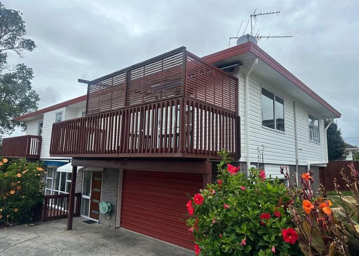  at 15A Te Atatu Road, Te Atatu South, Waitakere City, Auckland
