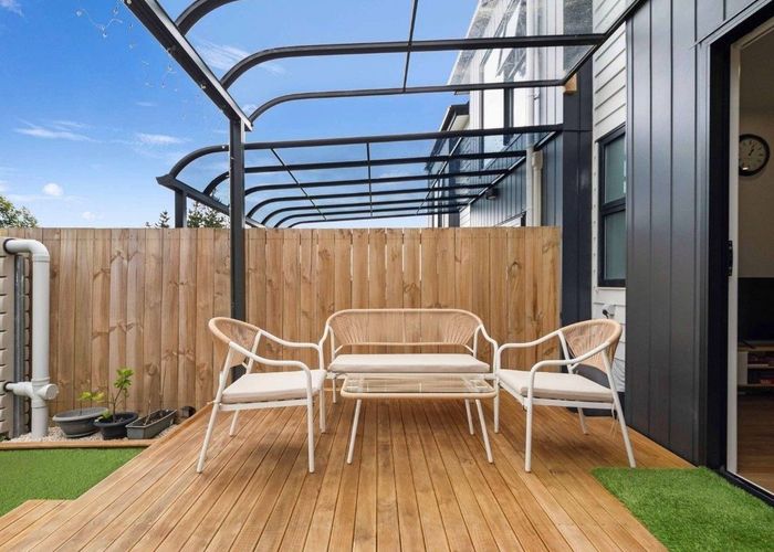  at 25 Paina Crescent, Massey, Waitakere City, Auckland