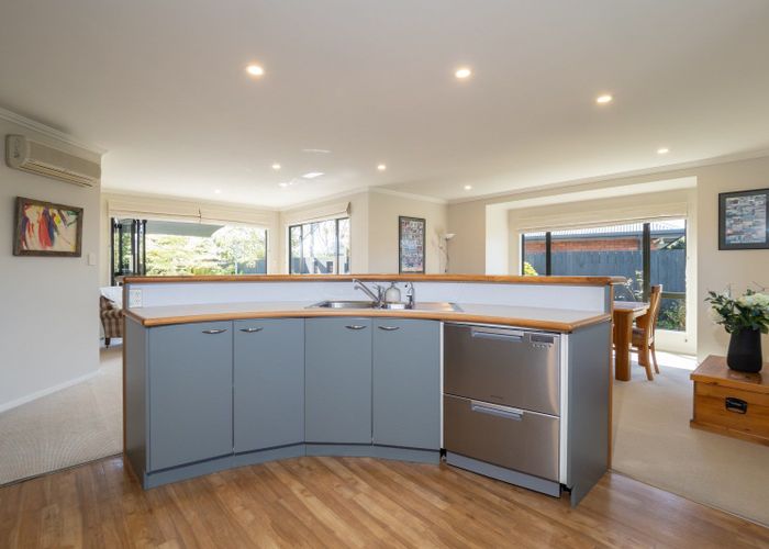  at 3 Millstream Lane, Allenton, Ashburton